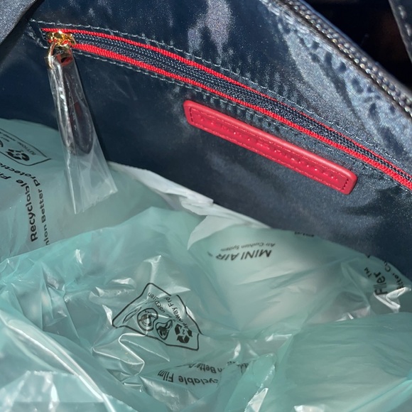 Handbag - Picture 3 of 5